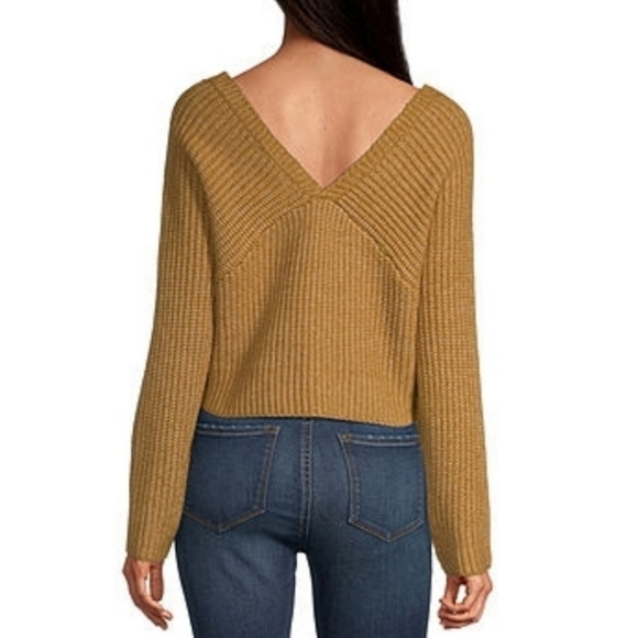 Arizona Jeans Company Marigold Yellow Gold Double V Neck Sweater Size XS - Picture 2 of 9